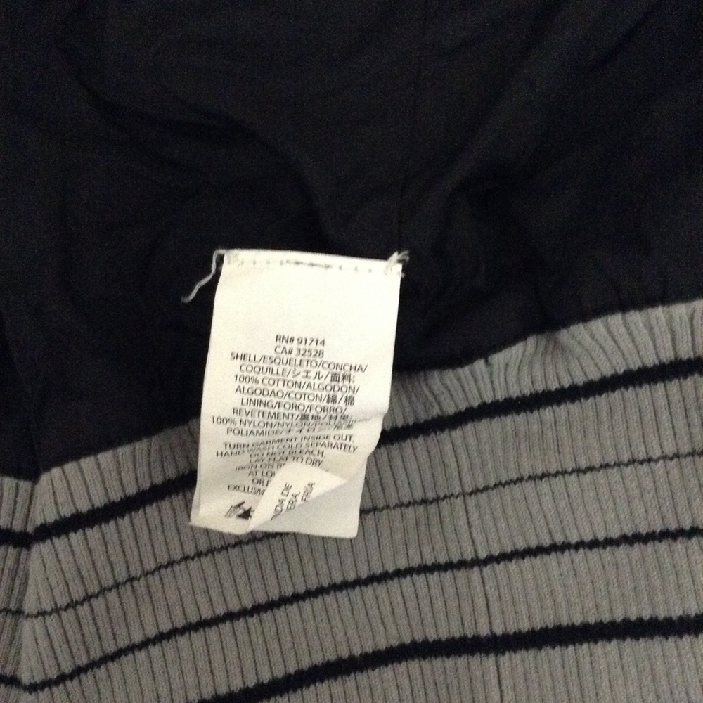 A/X Armani Exchange Grey & Black Zip Up Hoodie. - Picture 5 of 5